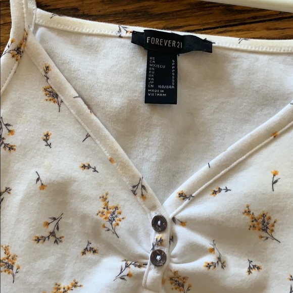 🌼5/$8 Forever 21 crop tank - Picture 2 of 2